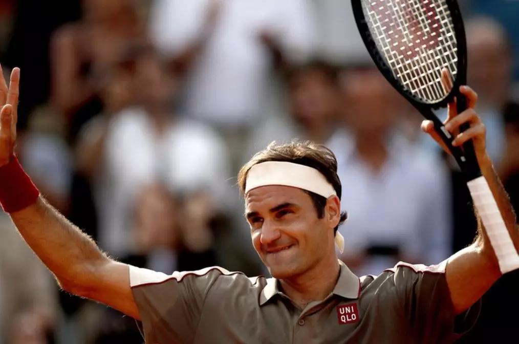 Kaiyun-关于费德勒重返赛场，险胜首场状态出色，IG观众沸腾！观众掌声雷动的信息