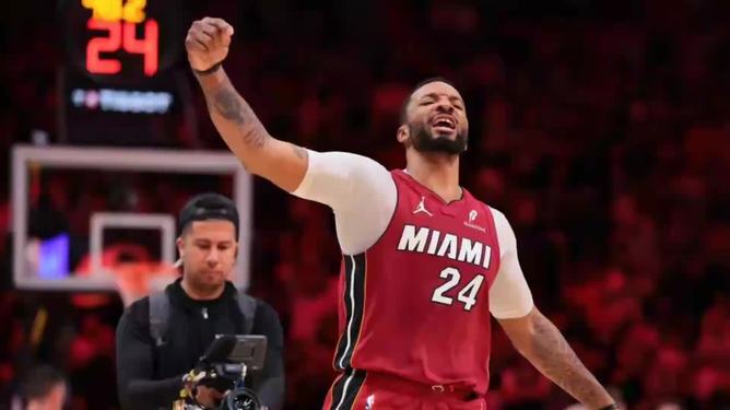 开云APP-包含NBA总决赛赛程吃紧，迈阿密热火加时末段扳平良机，气氛紧张，年轻球员得到机会的词条